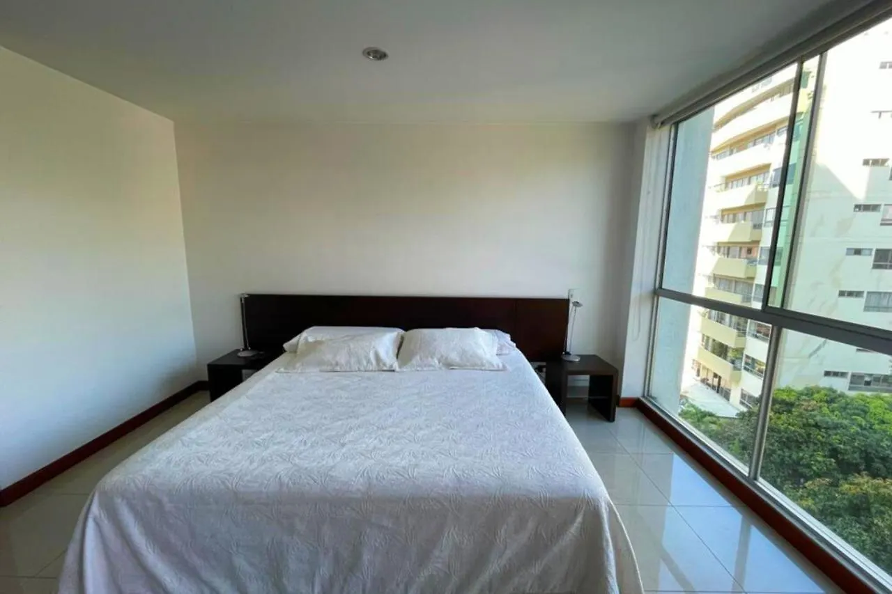 アパート Apartasuit Vacacional En El Poblado メデジン